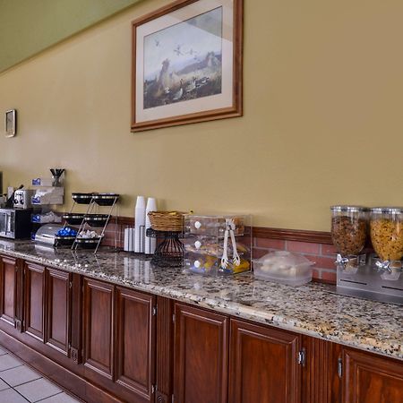 Americas Best Value Inn West Columbia Bagian luar foto