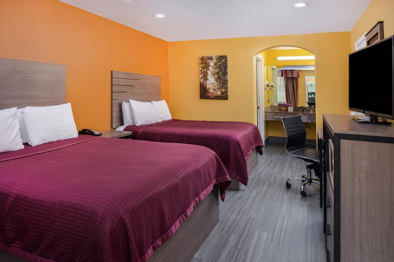 Americas Best Value Inn West Columbia Bagian luar foto