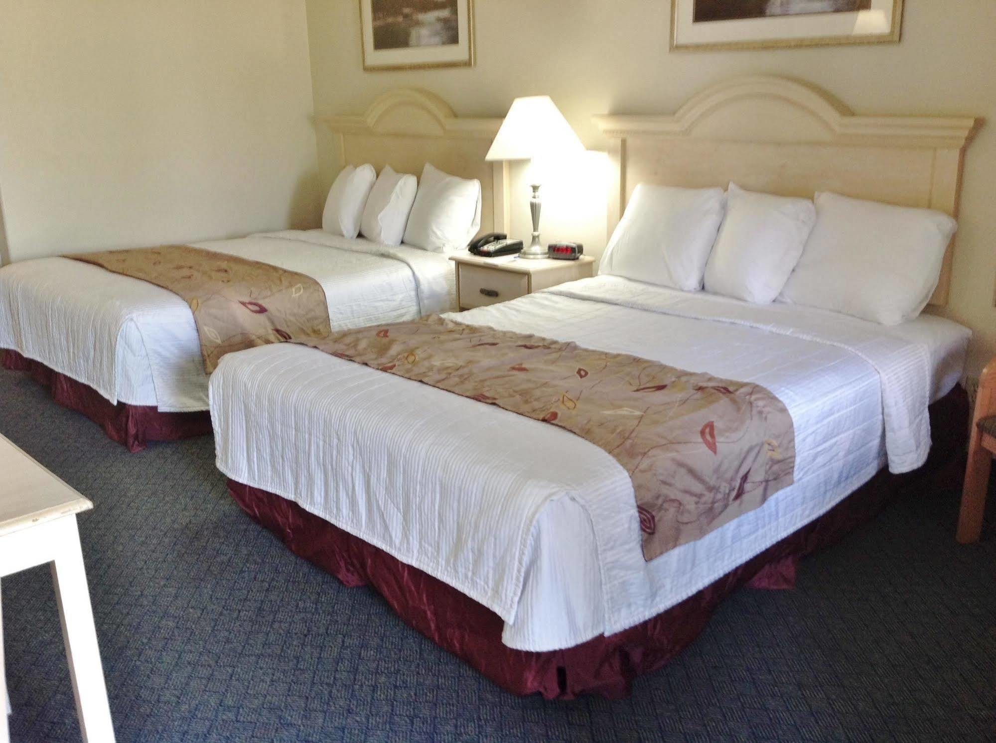 Americas Best Value Inn West Columbia Bagian luar foto
